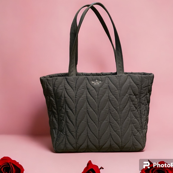 kate spade Handbags - KATE SPADE BLACK Quilted ELLIE TOTE BAG
